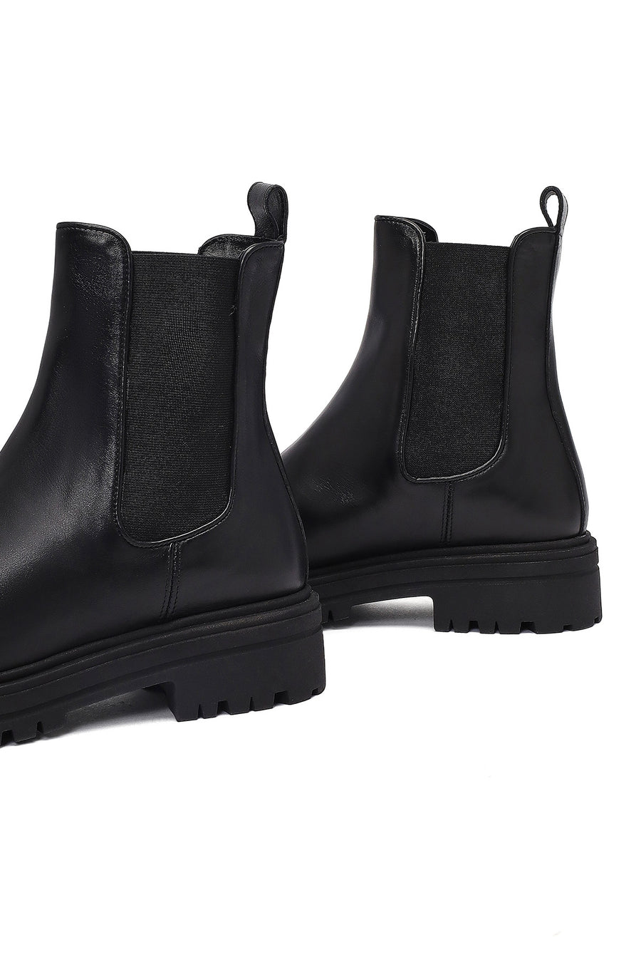 Woman Siyah Leather Chelsea Bot