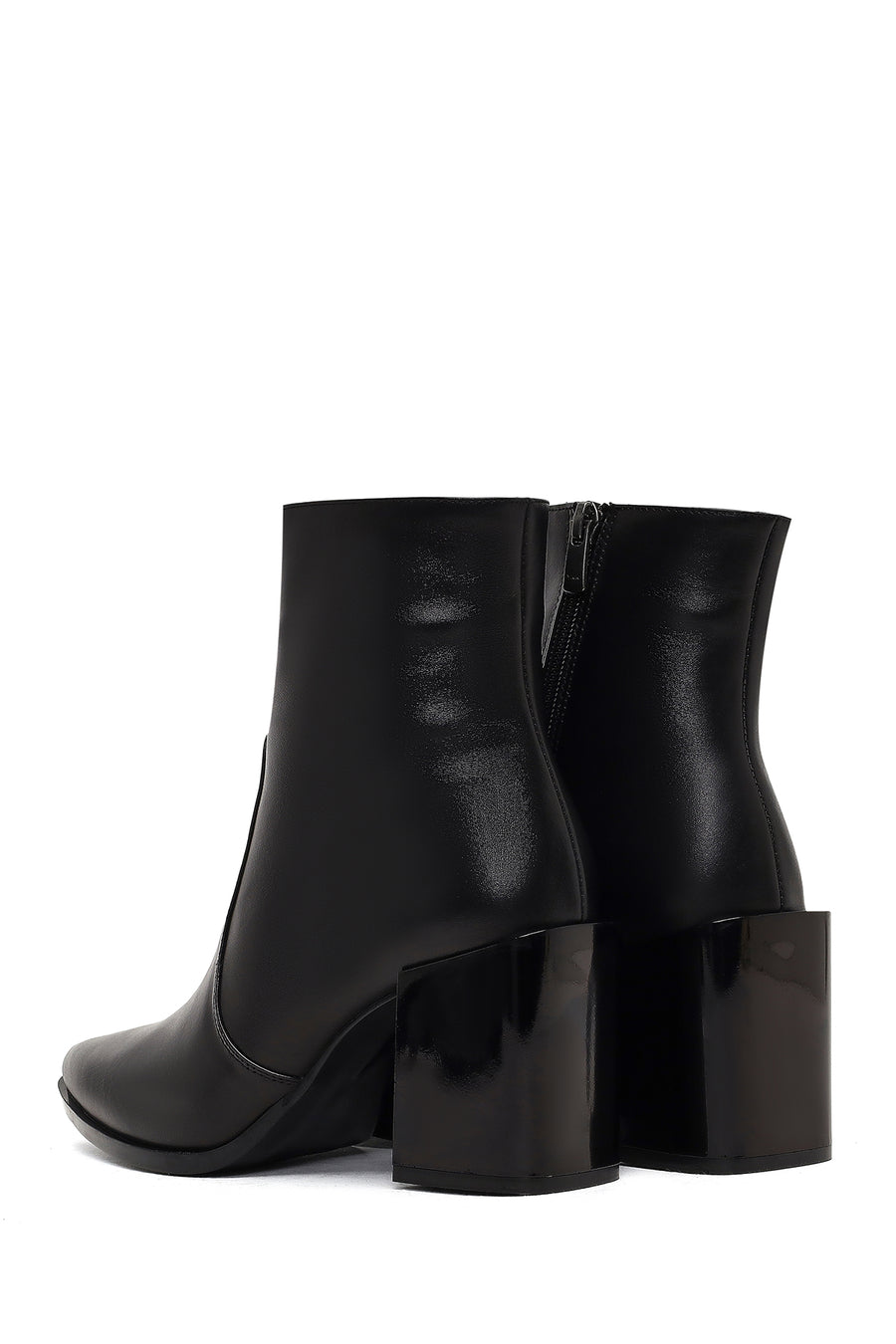 Women's Black Zippered Thick Heeled Leather Boot