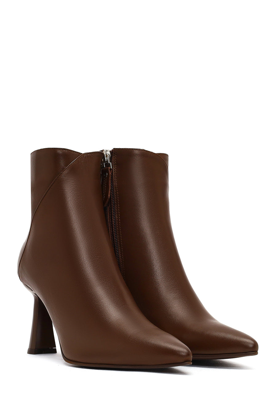 Woman Brown Zippered Thin Heeled Leather Boot