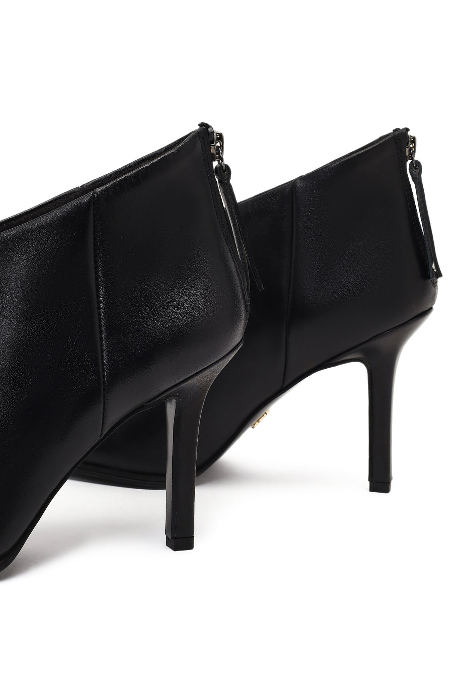 Women's Black Back Zipper High Thin Heel Leather Boot