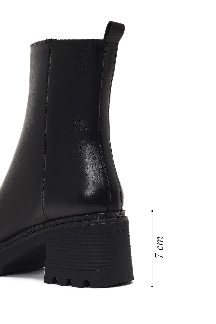 Women's Black Zippered Thick Heeled Leather Boot