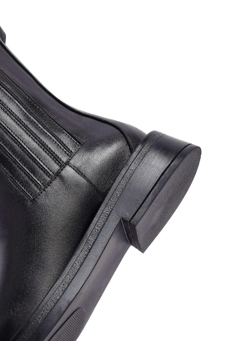 Woman Siyah Leather Chelsea Bot
