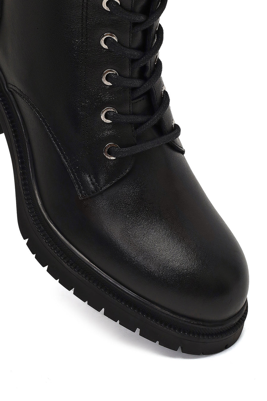Women's Black Zippered Thick Heeled Leather Ankle Boots