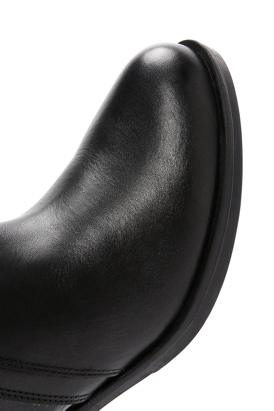 Woman Black Zippered Chunky Heels Leather Boat