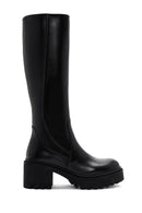 Woman Black Zippered Chunky Heels Leather Boot | Derimod