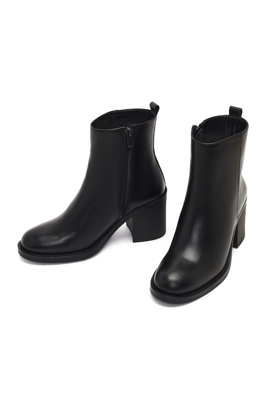 Women's Black Zippered Thick Heeled Leather Boot