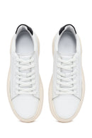 Erkek Beyaz Bağcıklı Kalın Tabanlı Deri Sneaker | Derimod