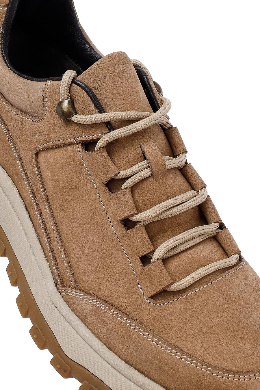 Erkek Bej Bağcıklı Kalın Tabanlı Nubuk Deri Casual Sneaker