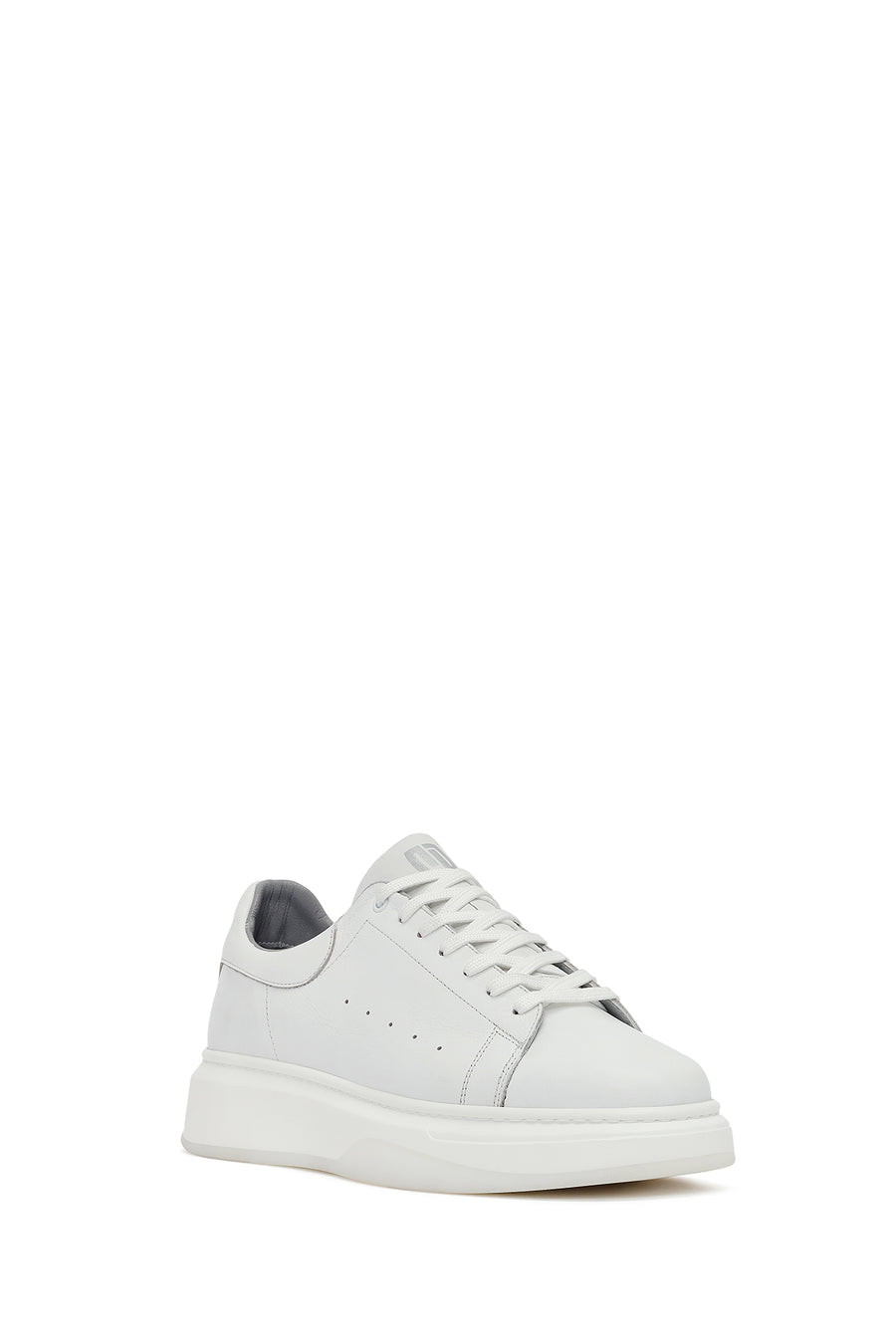 Erkek Beyaz Bağcıklı Kalın Tabanlı Deri Sneaker