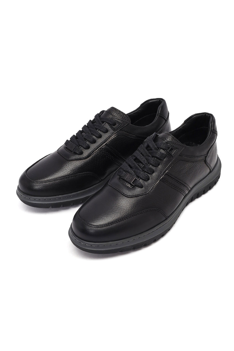 Erkek Siyah Bağcıklı Deri Sneaker