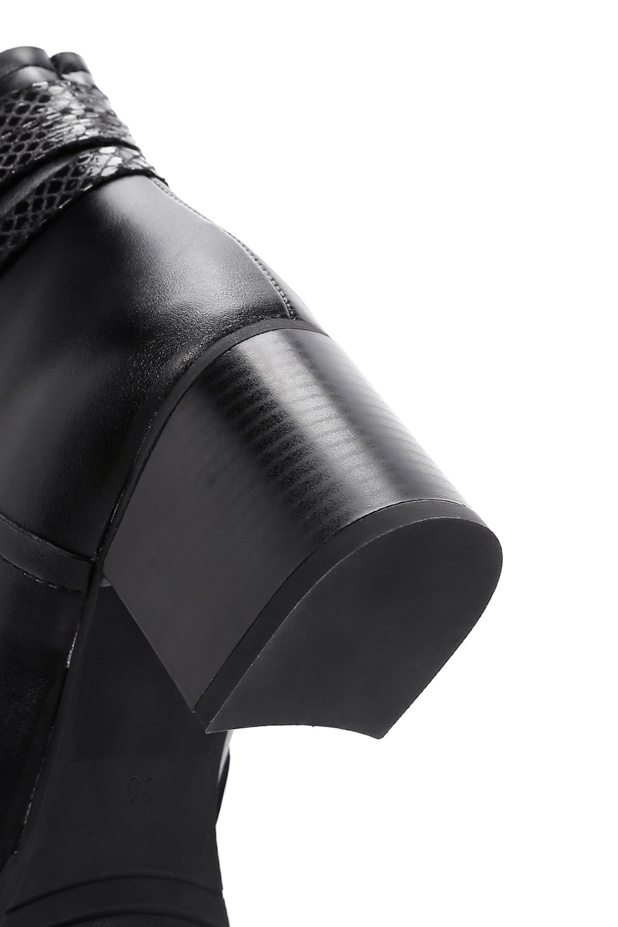 Woman Black Zippered Thick Heel Boots