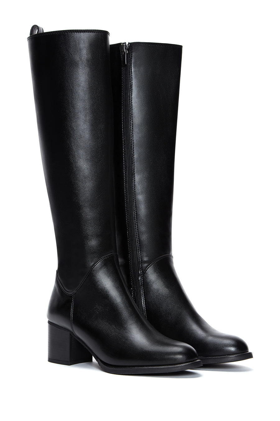 Woman Black Zippered Thick Heeled Boots