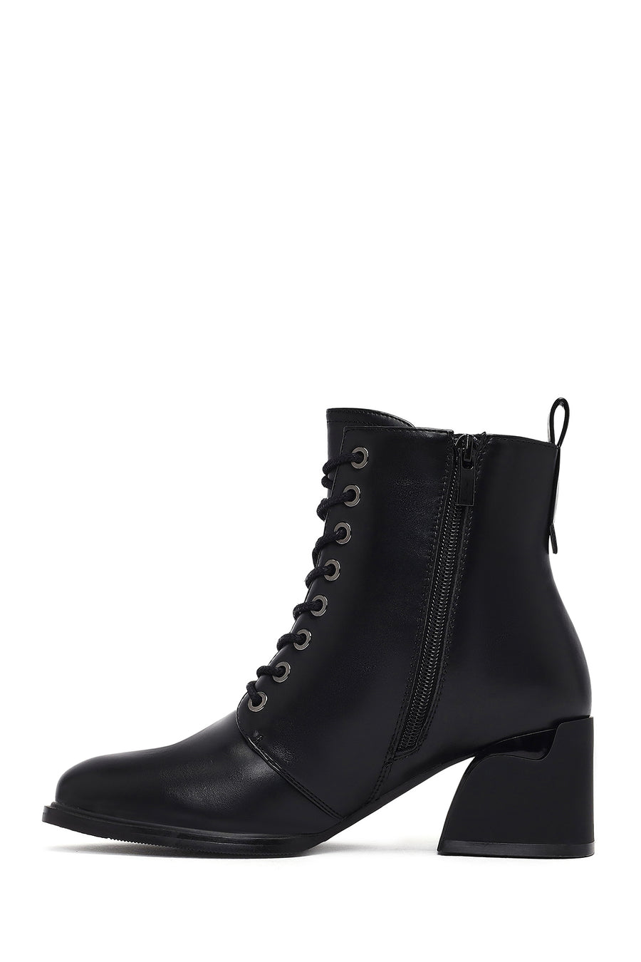 Woman Black Zippered Thick Heel Boots
