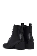 Woman Black Zippered Thick Heel Boots | Derimod