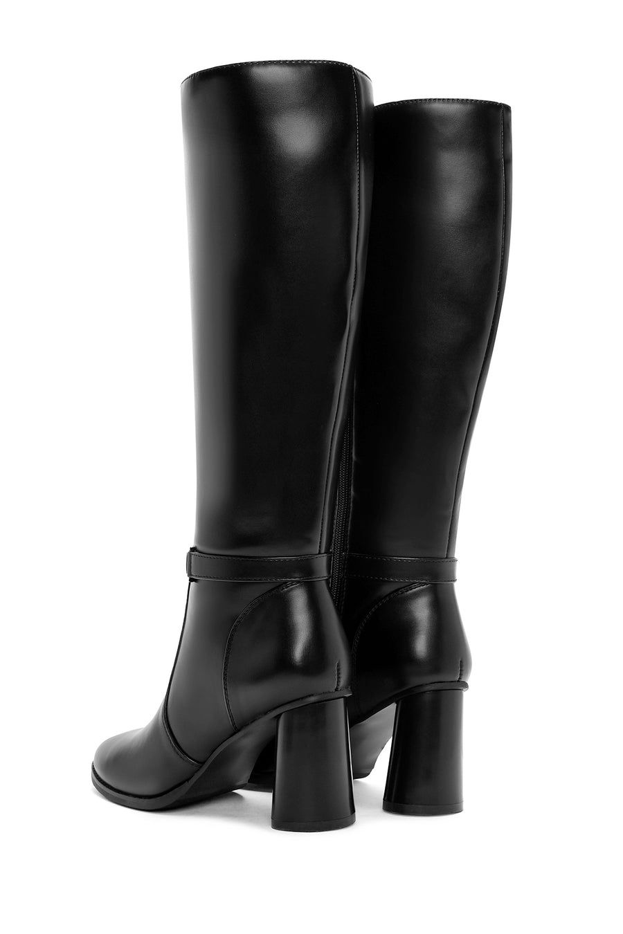 Woman Black Zippered Thick Heeled Boots