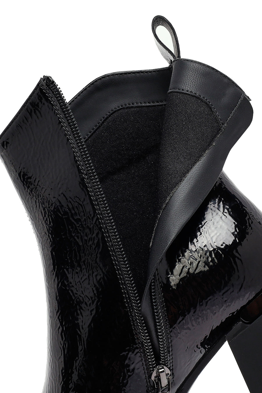 Woman Black Zippered Thick Heel Boots