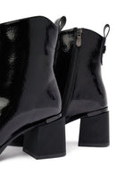 Woman Black Zippered Thick Heel Boots | Derimod