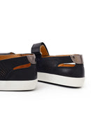 Woman Black Strappy Leather Ballet Flat | Derimod