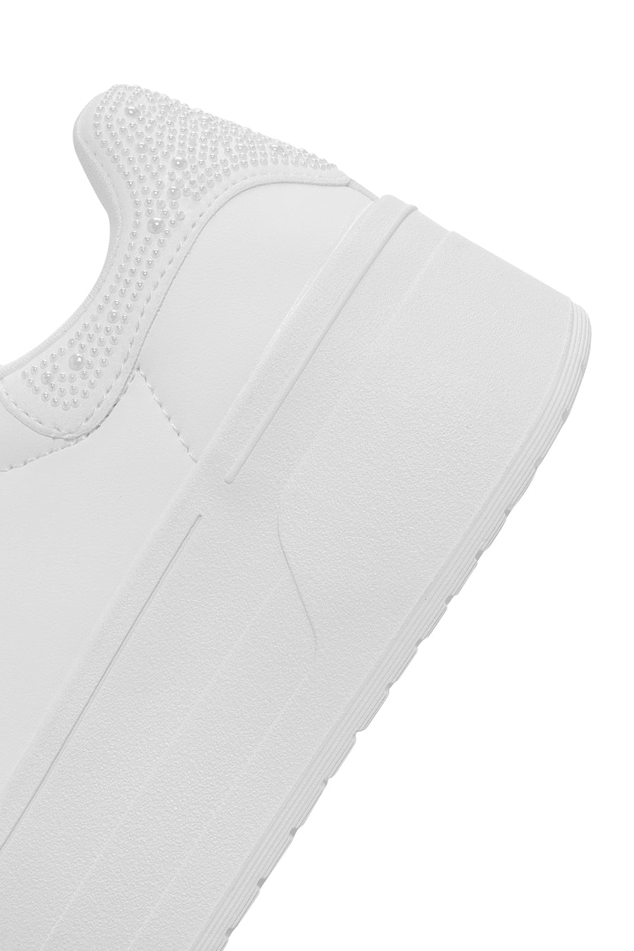 Kadın Beyaz Bağcıklı Kalın Tabanlı Sneaker