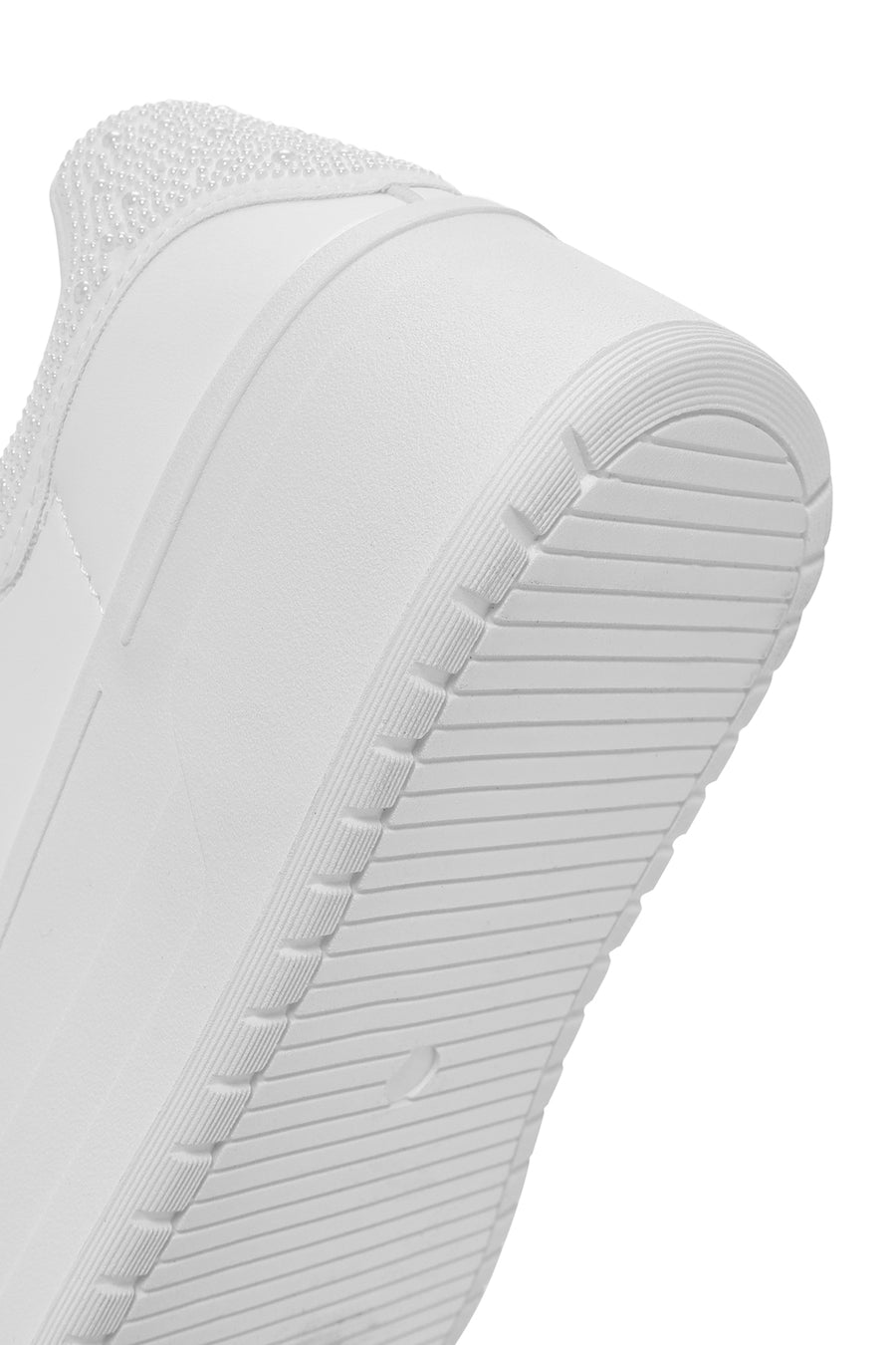Kadın Beyaz Bağcıklı Kalın Tabanlı Sneaker