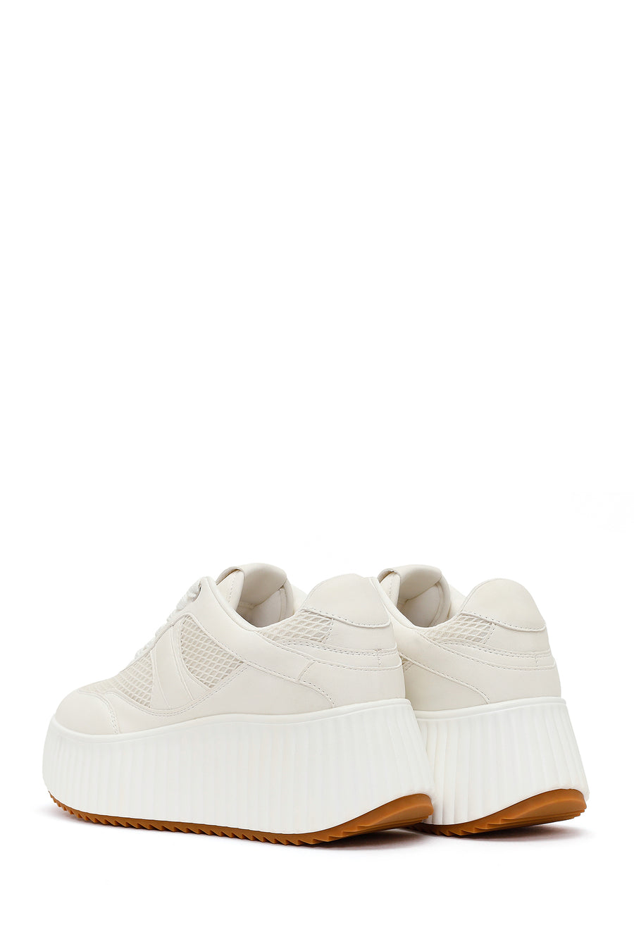 Kadın Beyaz Bağcıklı Kalın Tabanlı Sneaker