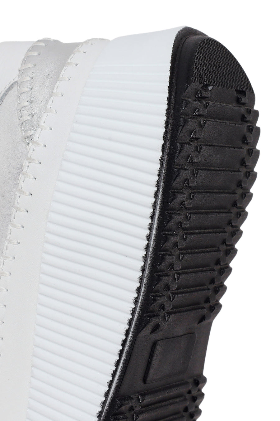 Woman White Lace-Up Thick-Soled Leather Sneaker