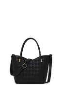 Woman Black Long-Strap Printed Shoulder Bag | Derimod