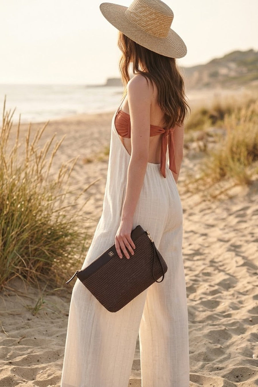Woman Brown Long Chain Strap Wicker Clutch Bag