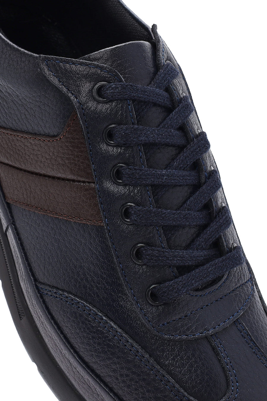 Erkek Lacivert Bağcıklı Deri Casual Sneaker