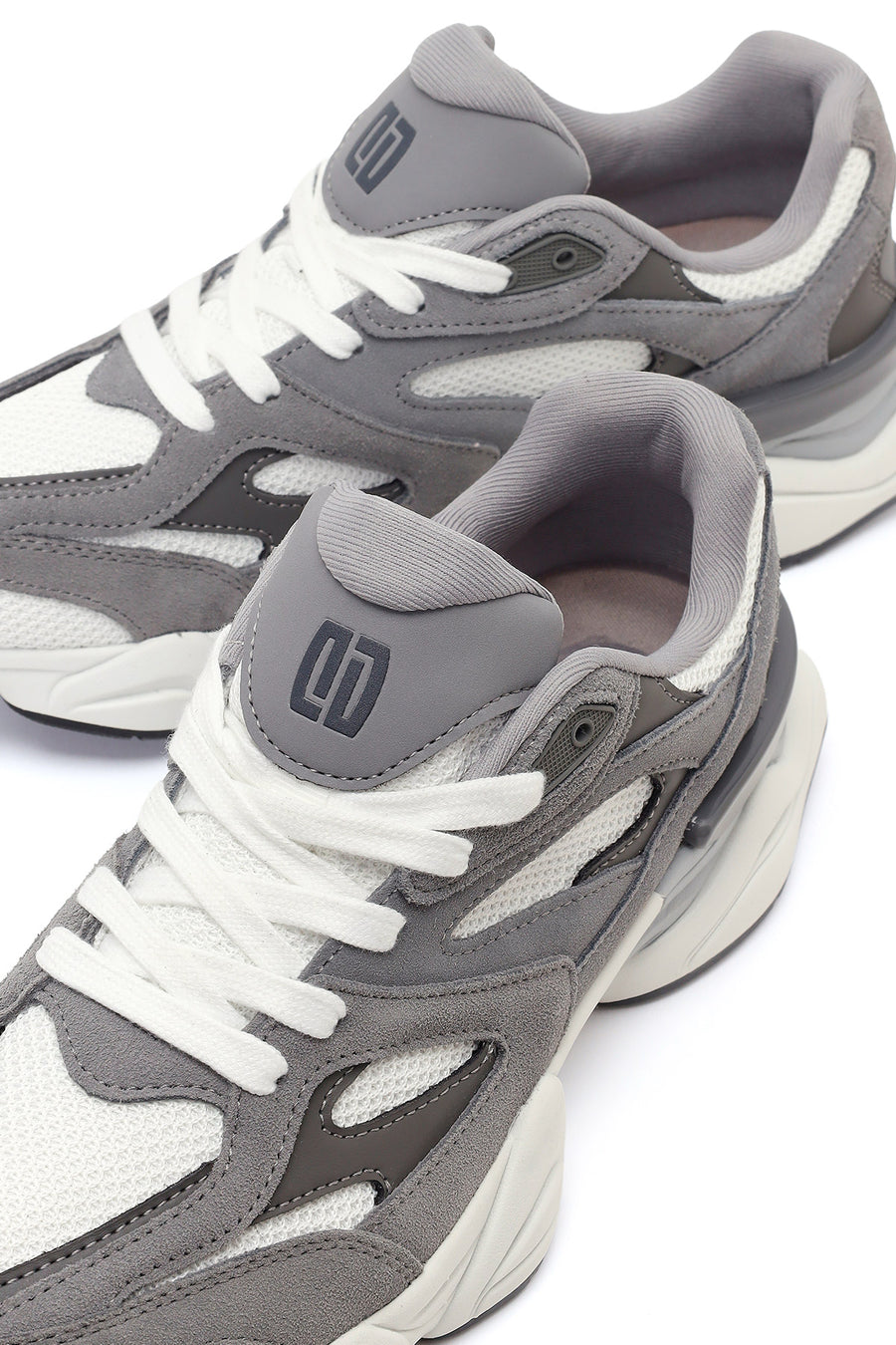 Erkek Gri Bağcıklı Kalın Tabanlı Deri Sneaker
