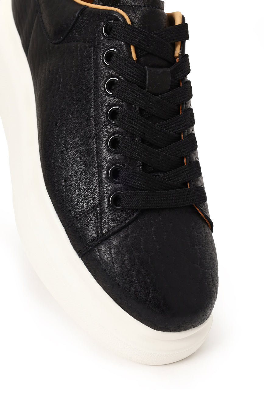 Erkek Siyah Bağcıklı Kalın Tabanlı Desenli Deri Sneaker