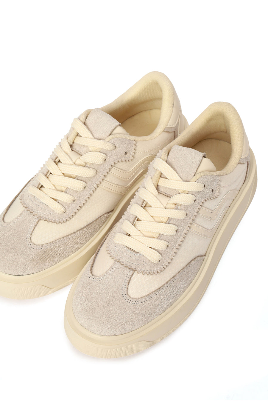 Kadın Bej Bağcıklı Sneaker