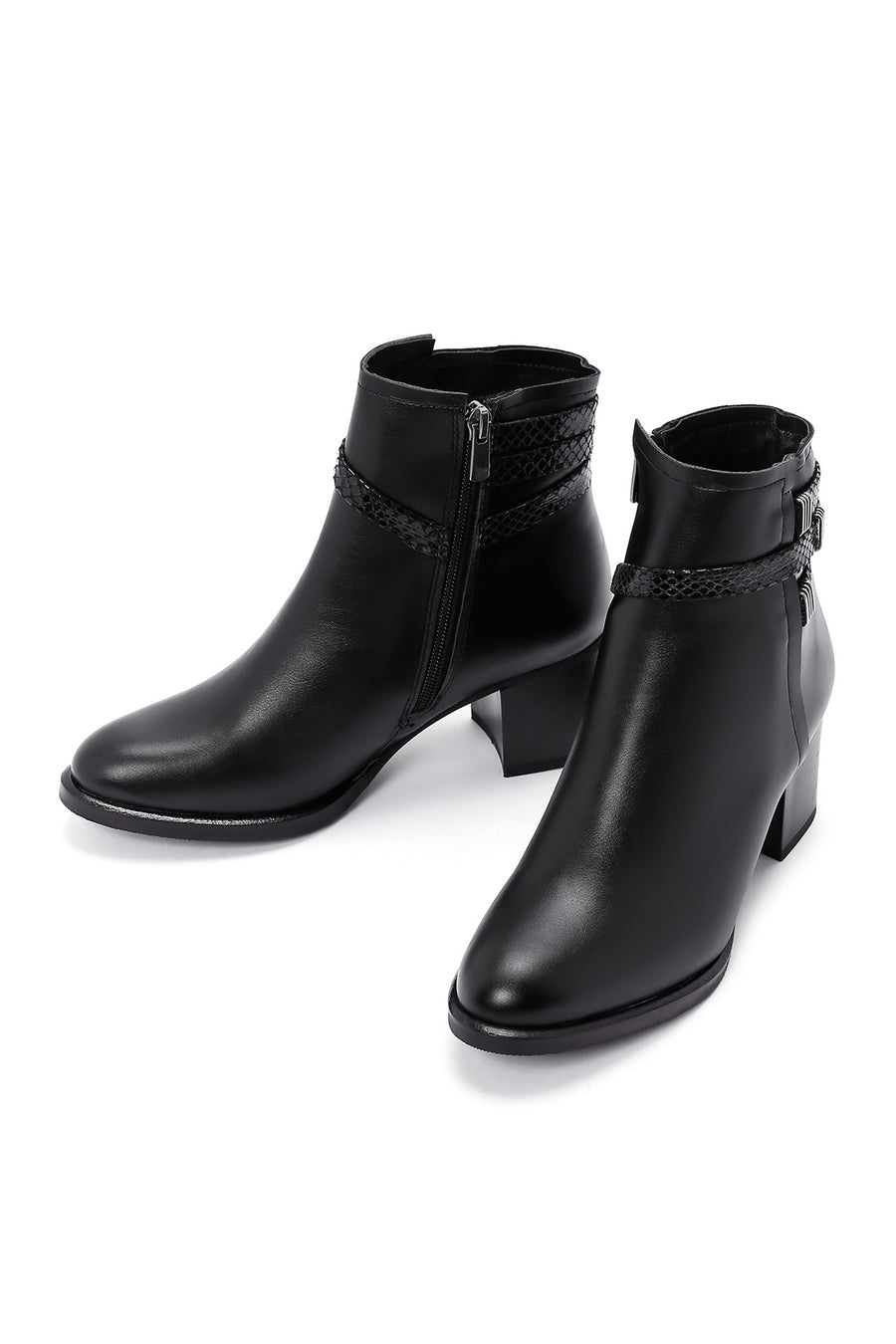 Woman Black Zip Closure Chunky-Heel Boots