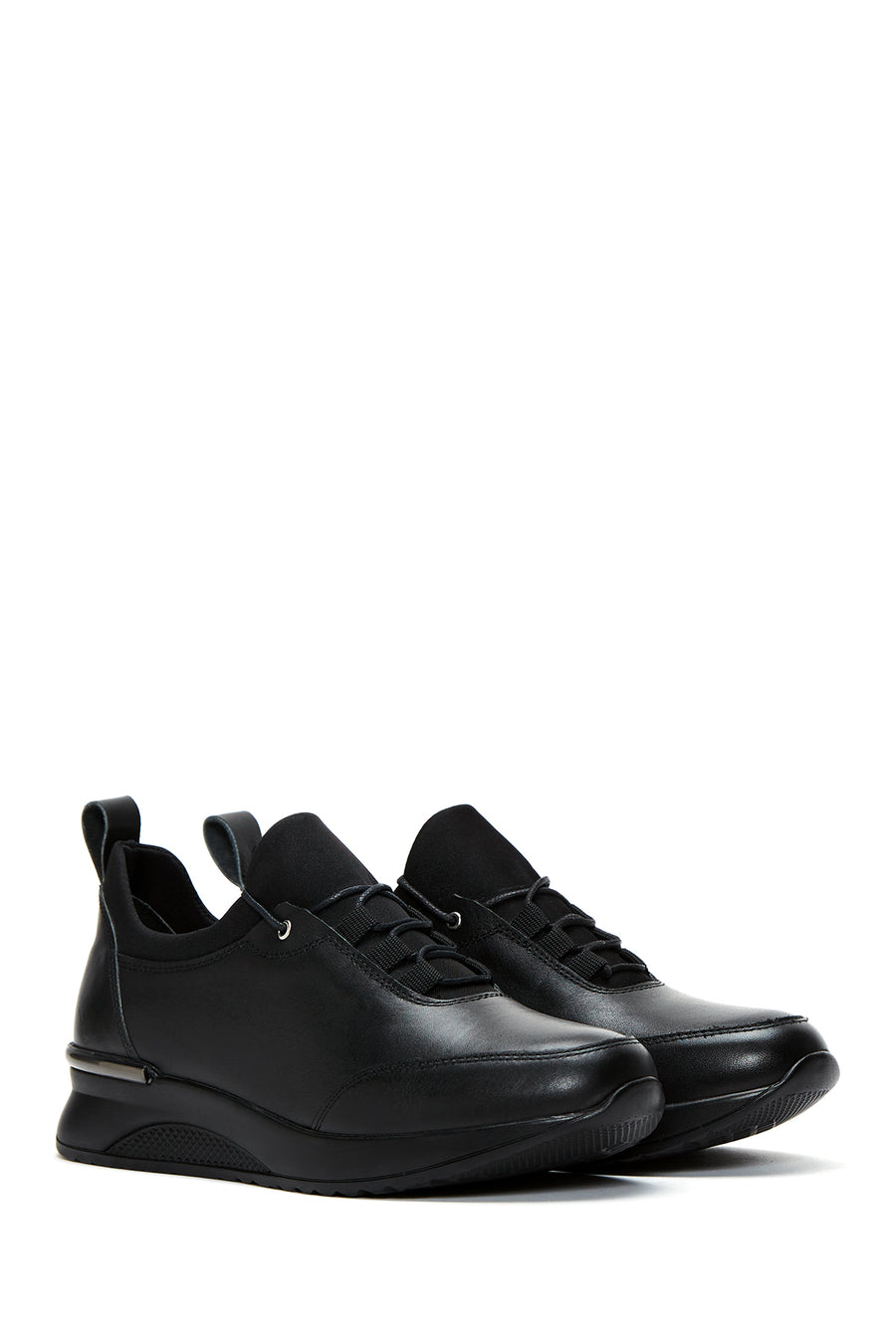 Women's Black Leather Casual Sneaker