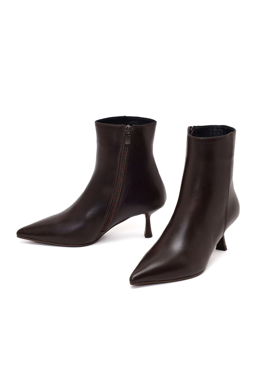 Woman Brown Zip Closure Thin High-Heel Leather Boots