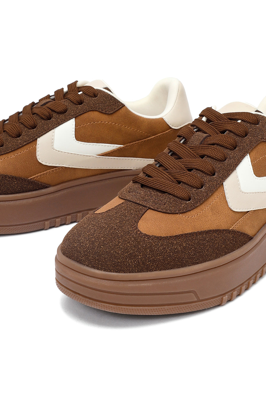 Women's Camel Lace-Up Thick-Soled Sneaker