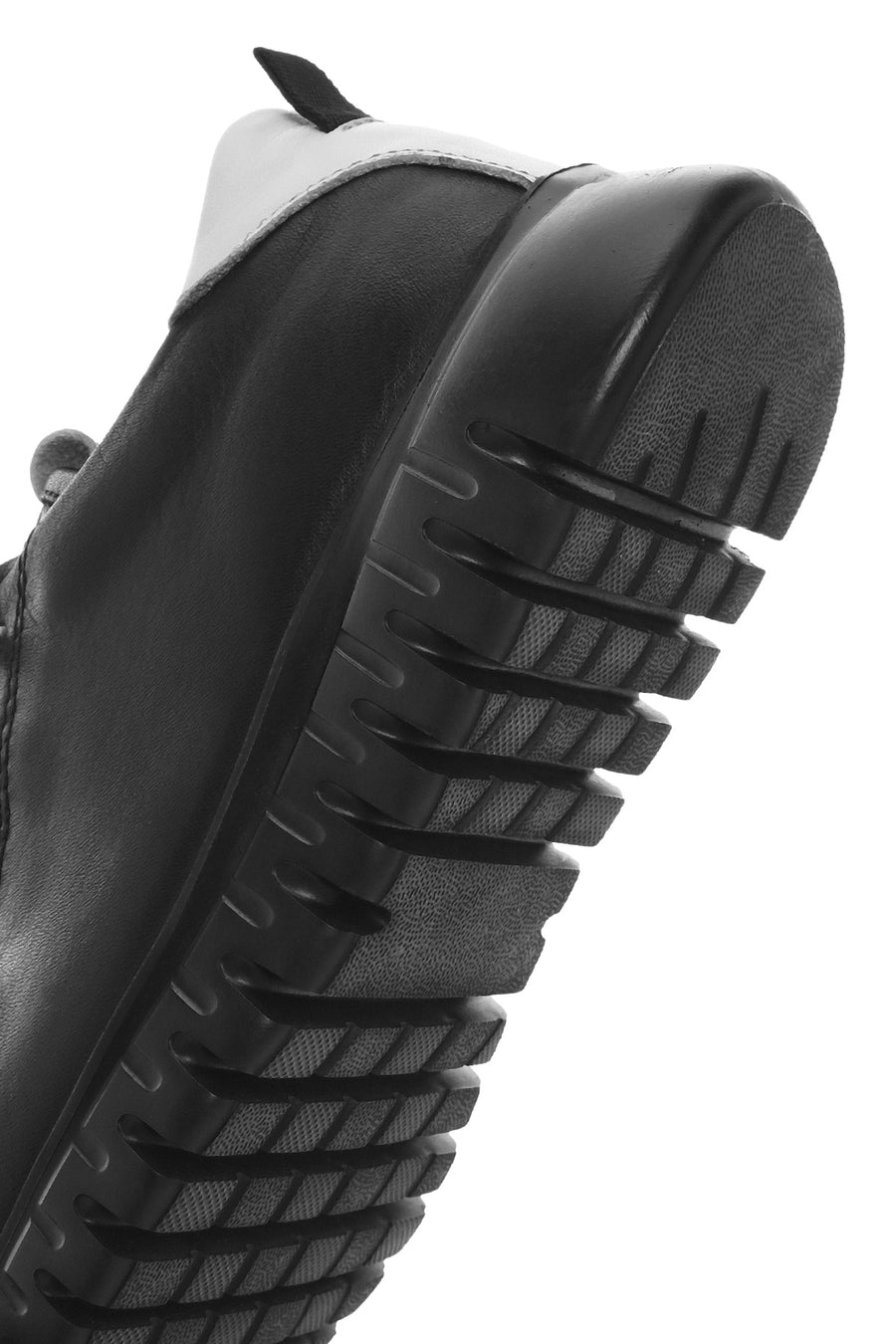 Kadın Siyah Bağcıklı Deri Sneaker