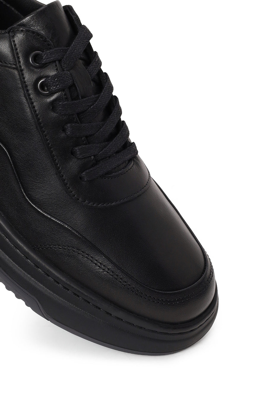 Male Black Lace-Up Thick-Soled Leather Sneaker