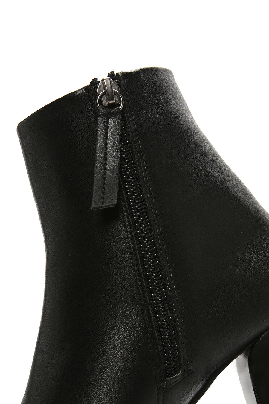 Women's Black Zippered Heeled Boots