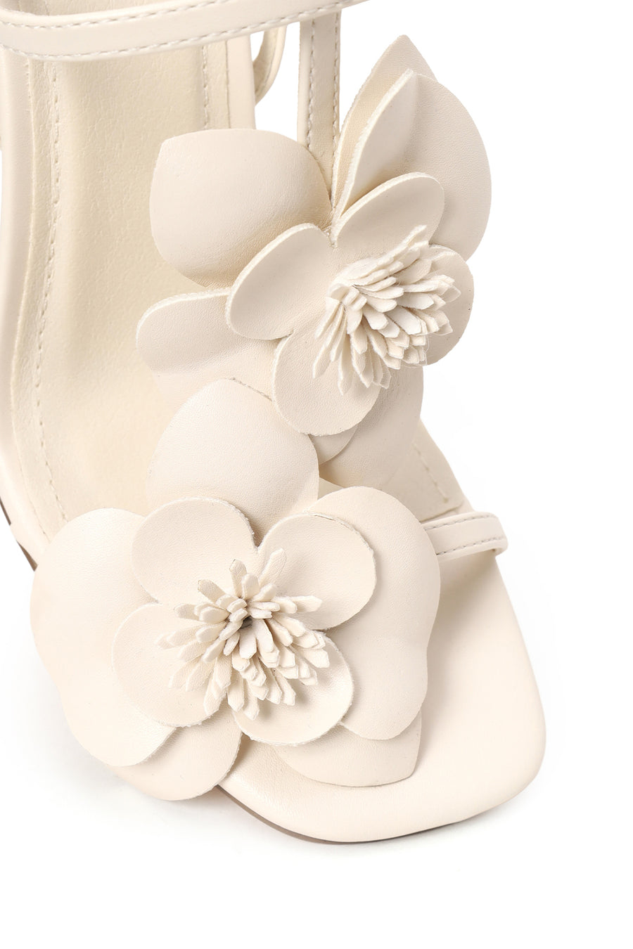 Woman Cream Ankle-Strap Buckled Thin High-Heeled Sandal