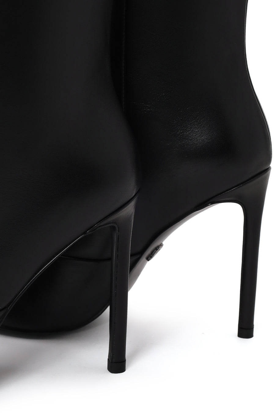 Woman Black High Thin Heeled Leather Boots