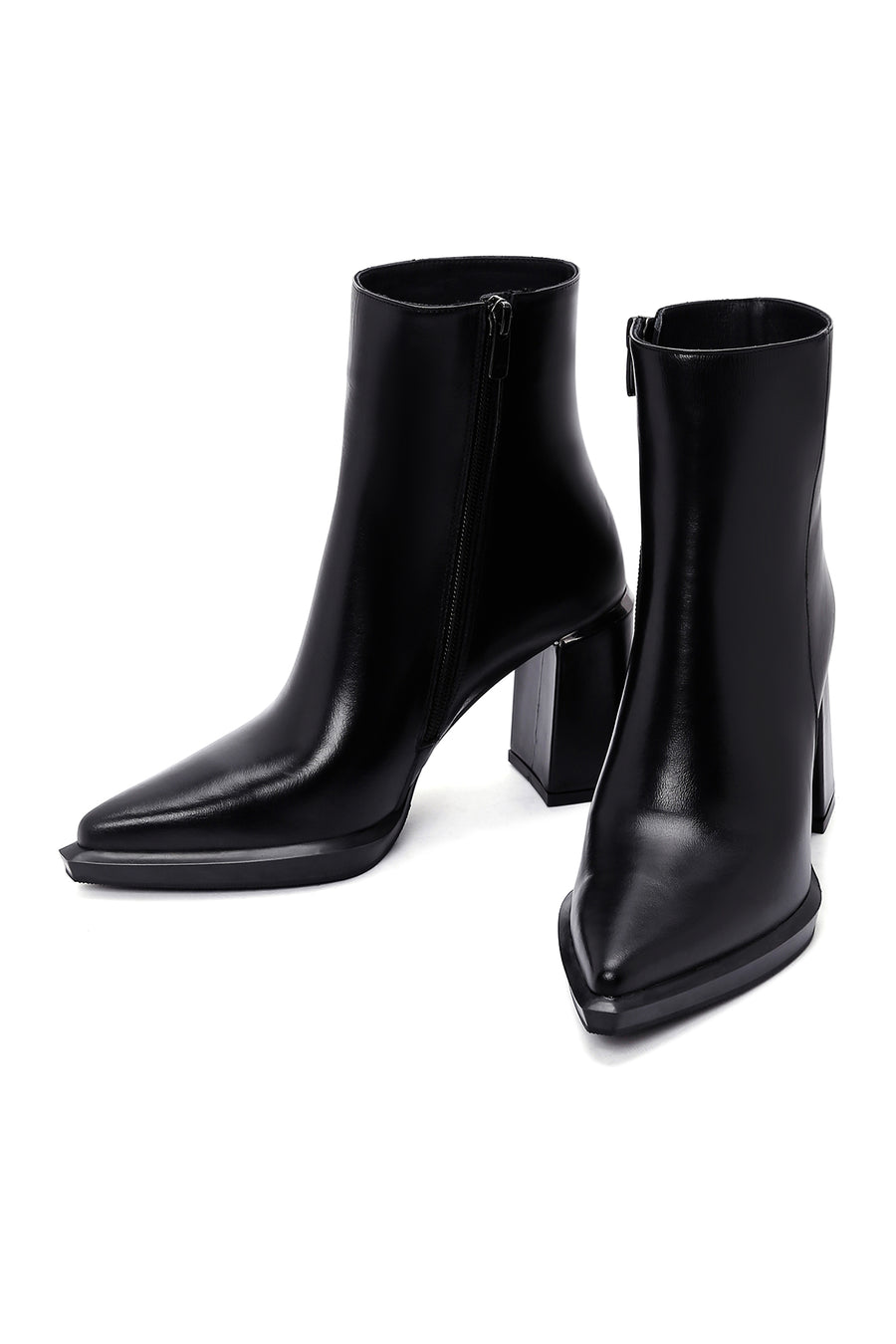 Woman Black Zip Closure Thick-Heeled Leather Boots