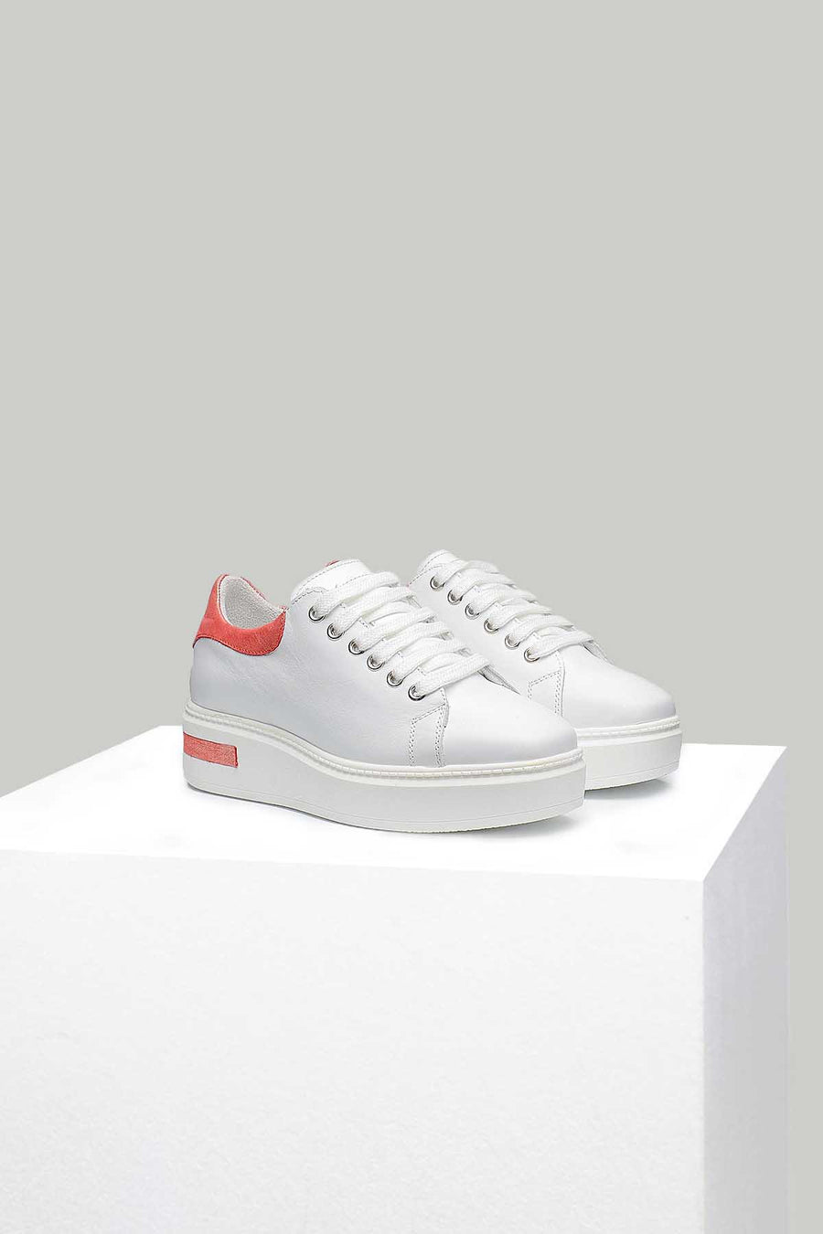 Women's Leather Sports Shoes