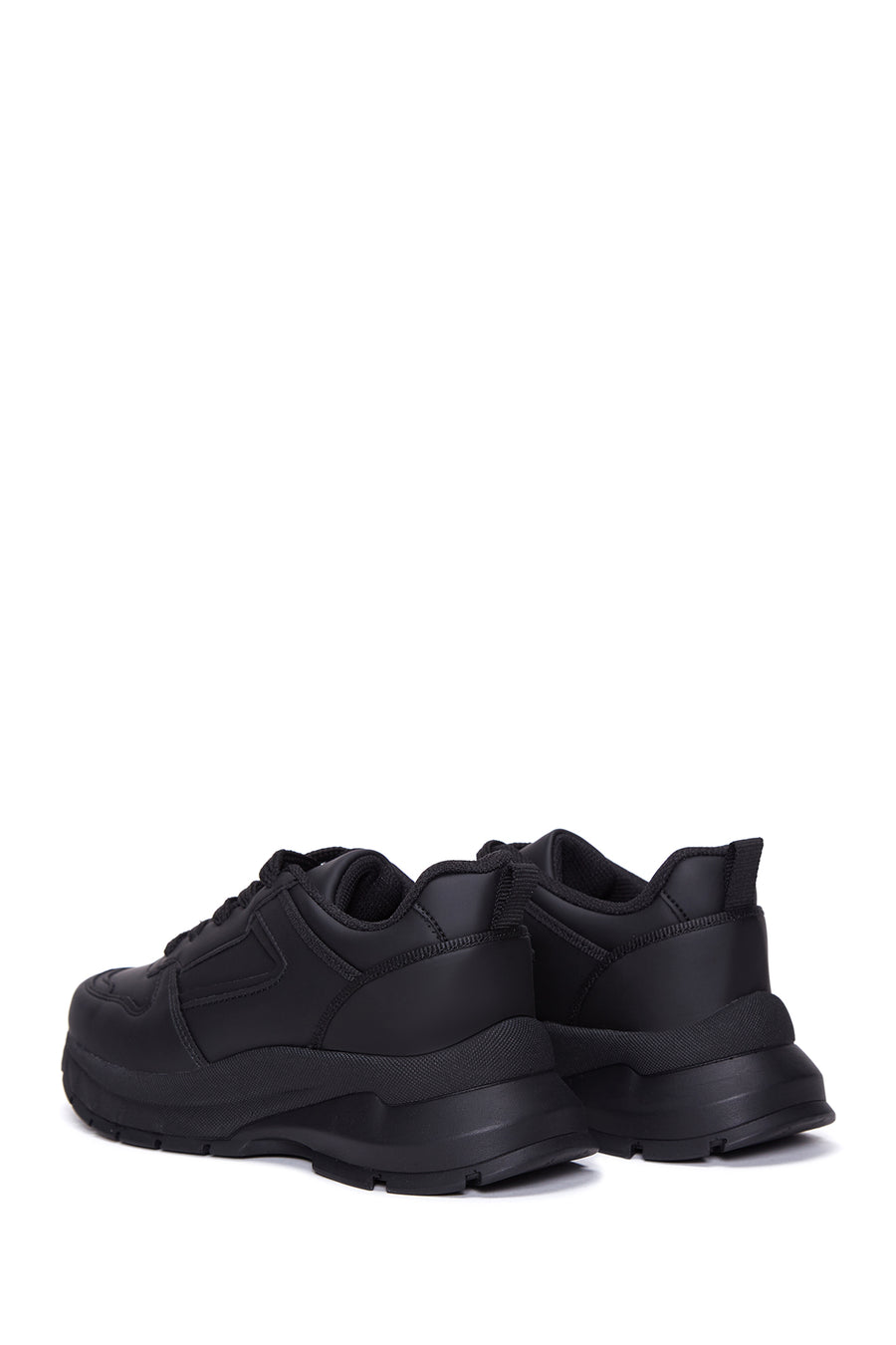 Kadın Siyah Kalın Tabanlı Bağcıklı Sneaker