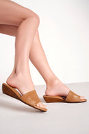 Women's Beige Short Platform Heel Leather Slippers | Derimod