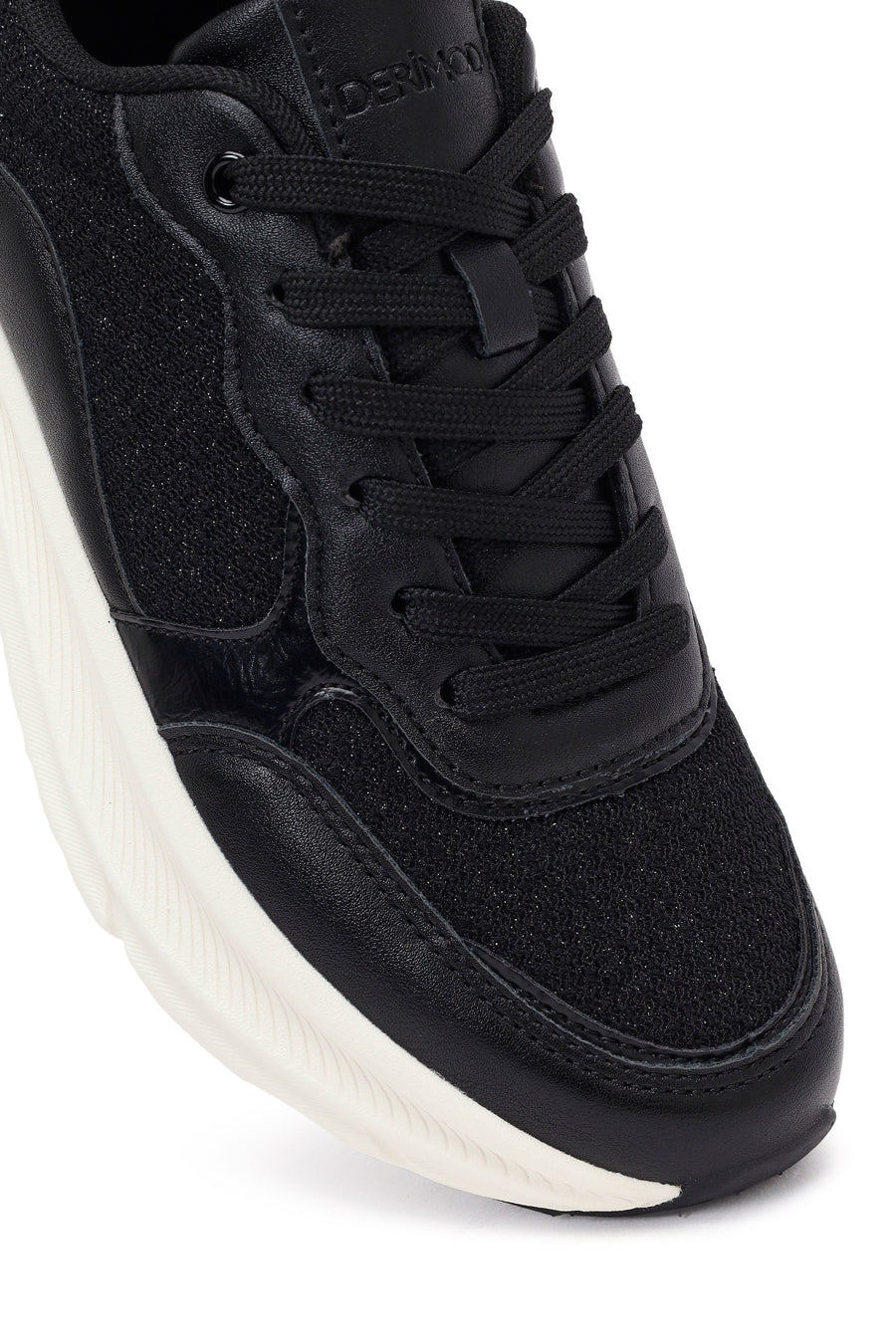 Kadın Siyah Bağcıklı Kalın Tabanlı Sneaker