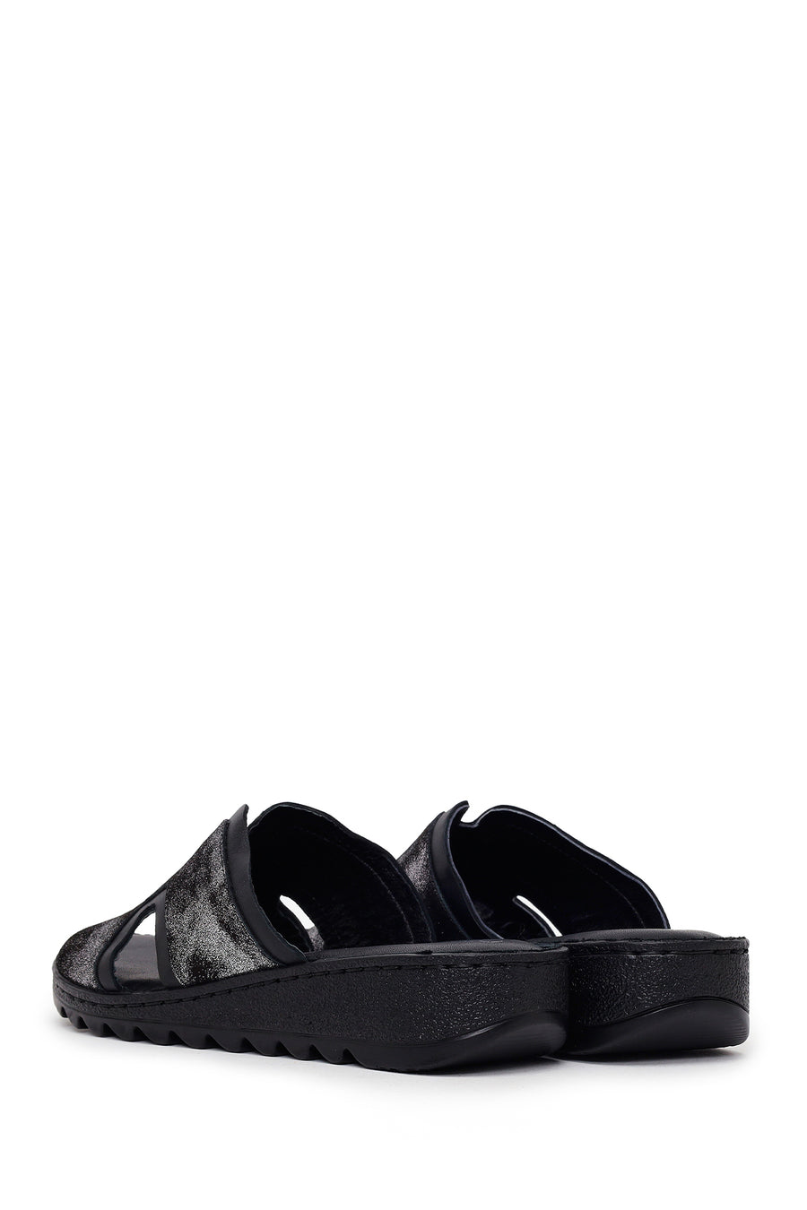 Woman Black Leather Comfort Slipper