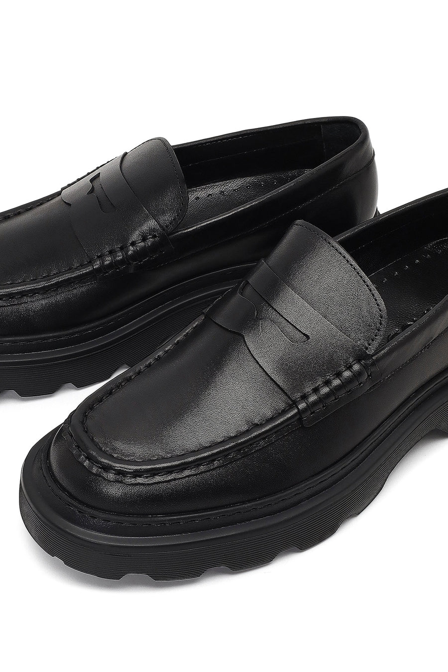 Men's Black Thick-Soled Leather Loafer