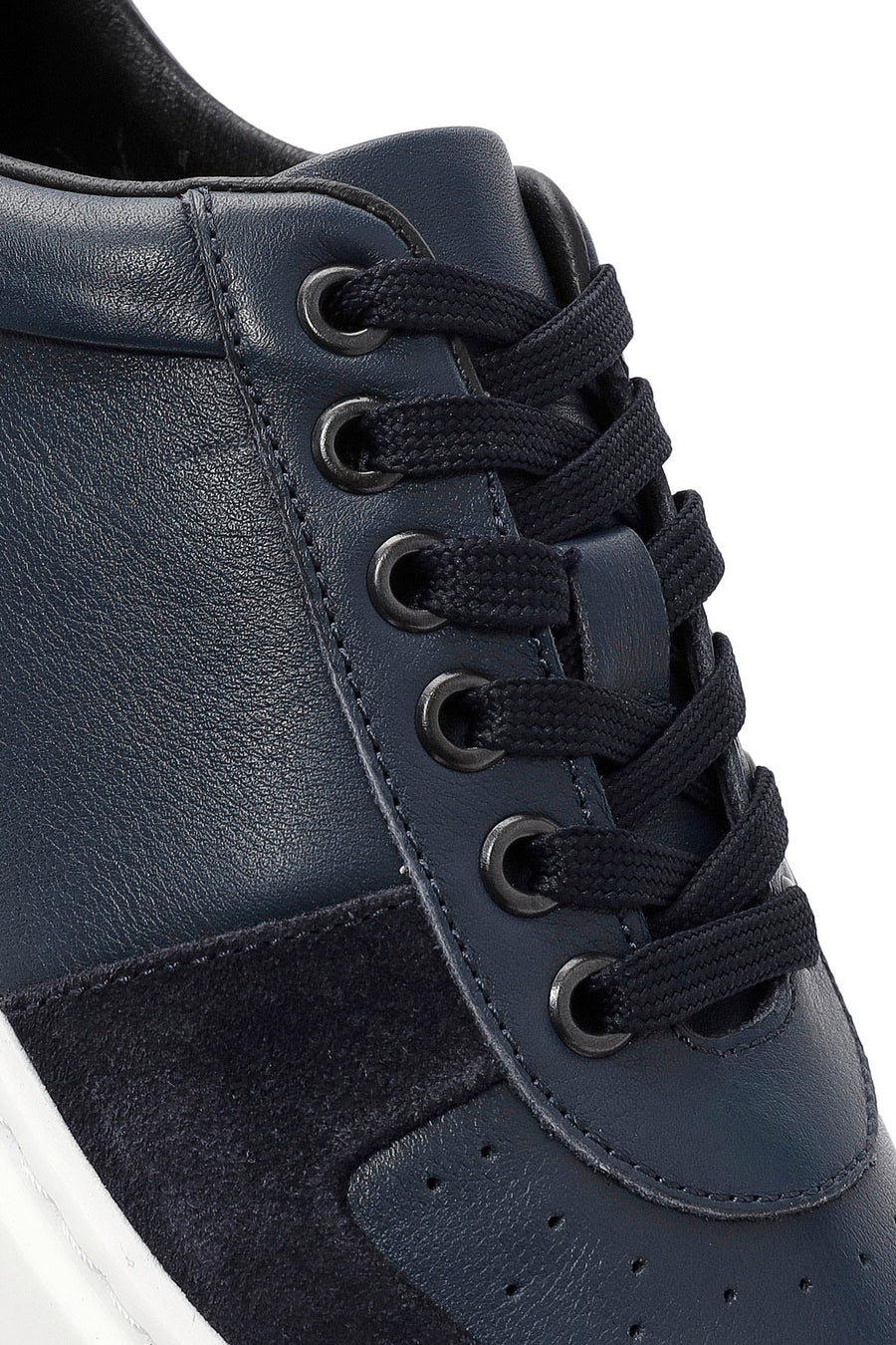 Erkek Lacivert Bağcıklı Kalın Tabanlı Deri Sneaker