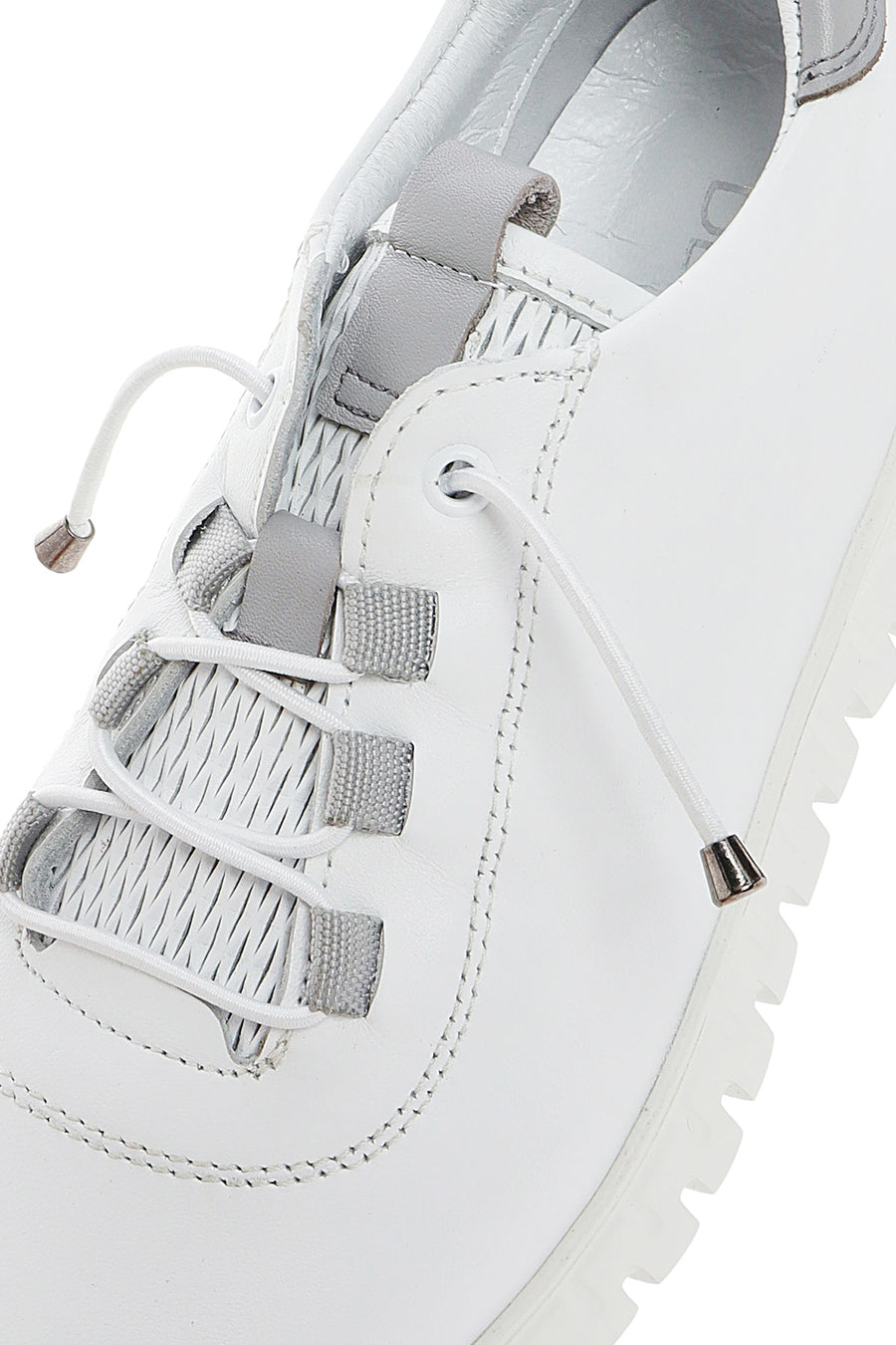 Kadın Beyaz Bağcıklı Deri Sneaker